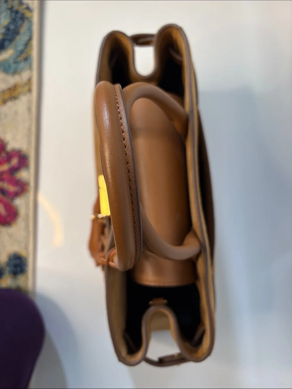 Demellier Elsa Hosk x The Midi Hudson Midi / brulee suede